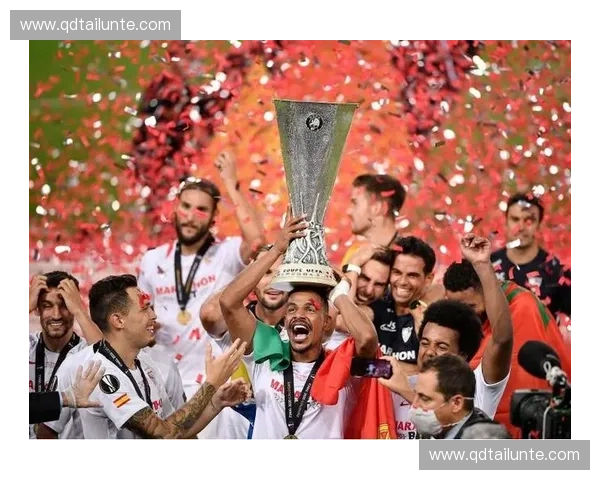 欧联杯21日巅峰对决豪门鏖战再燃欧洲赛场荣耀之夜 欧联杯21日巅峰对决豪门鏖战再燃欧洲赛场荣耀之夜